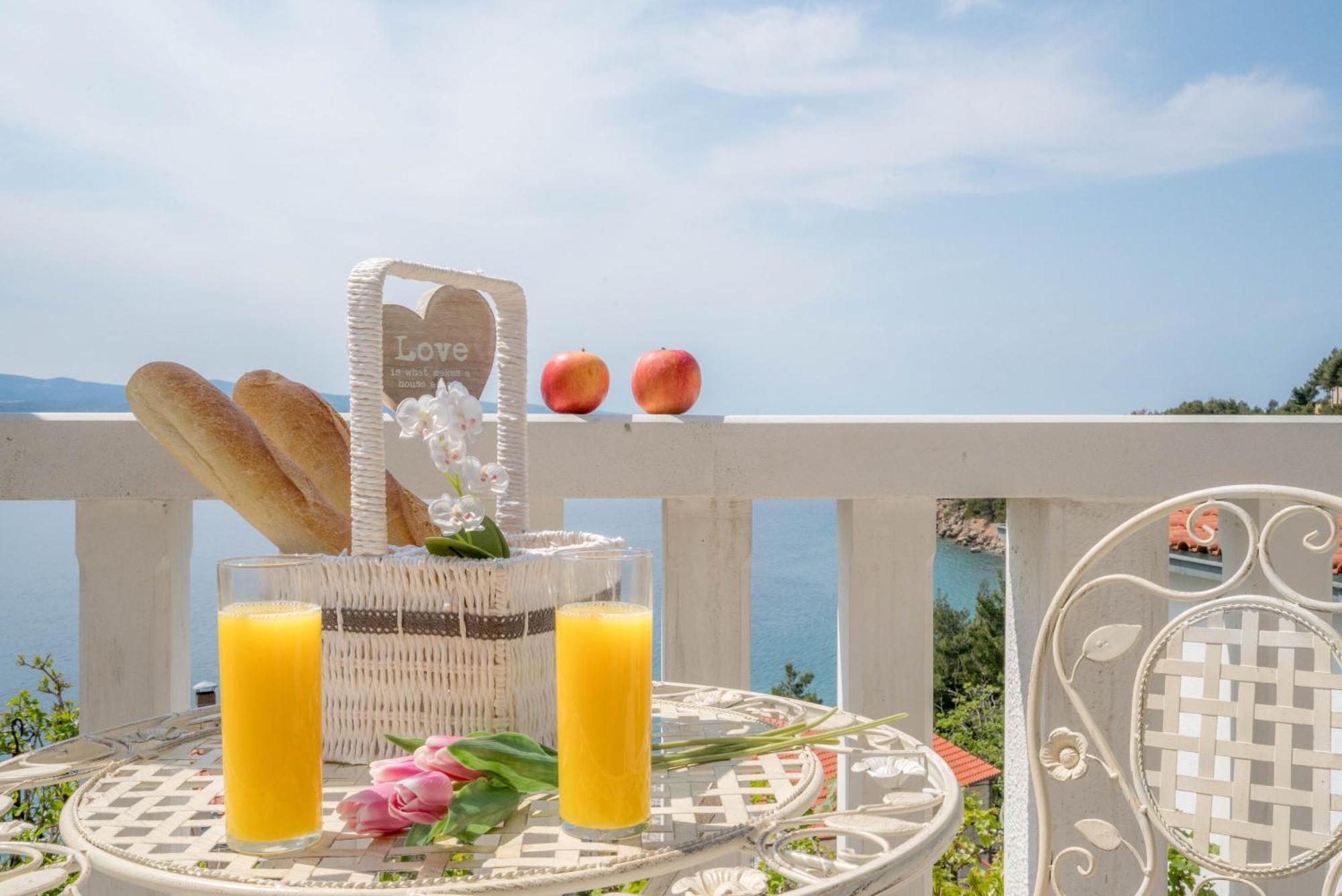 Apartments Sonata Omiš Kültér fotó