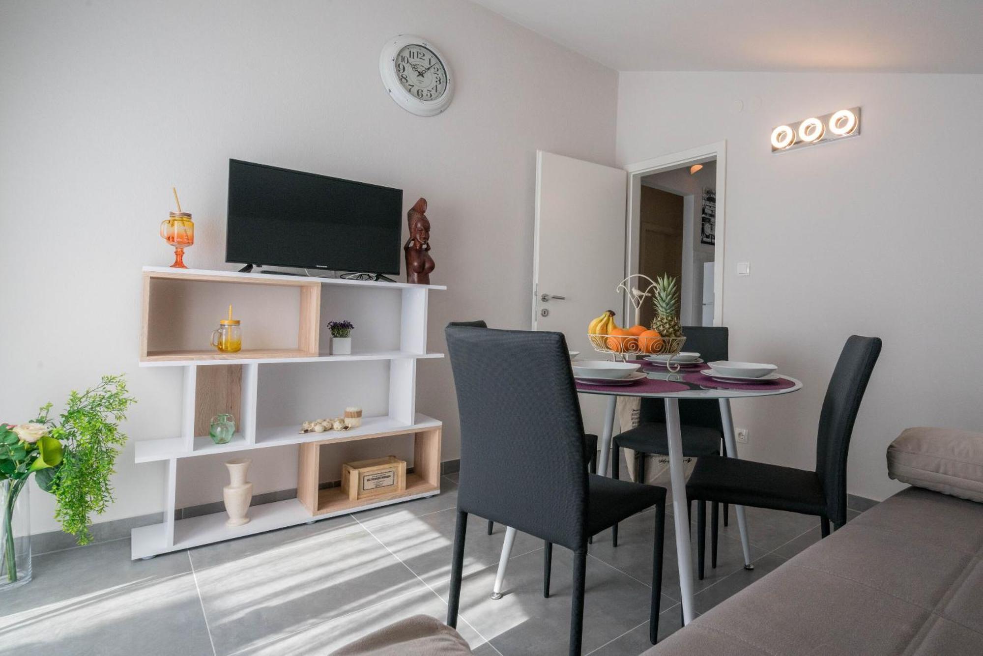 Apartments Sonata Omiš Kültér fotó