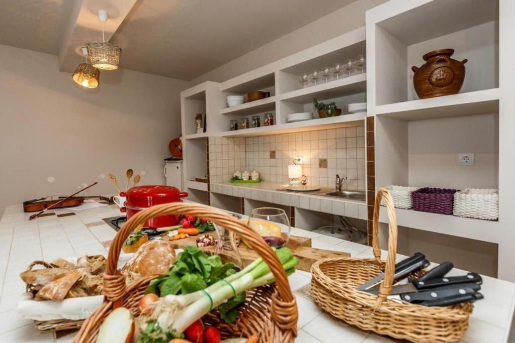 Apartments Sonata Omiš Kültér fotó